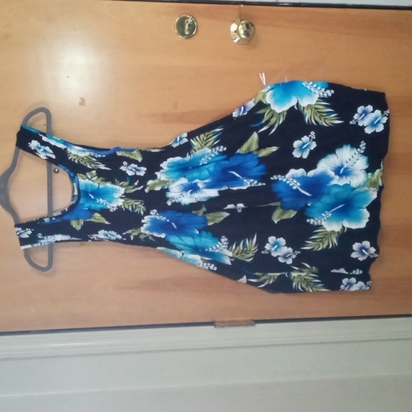 karen Dresses & Skirts - Flower print dress one size fits all